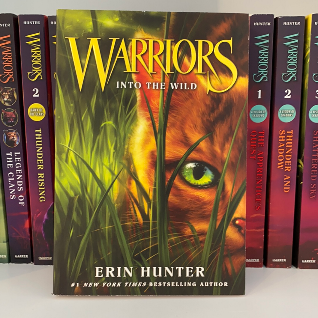 Warriors #1: Into the Wild ( Warriors: The Prophecies Begin #1 )